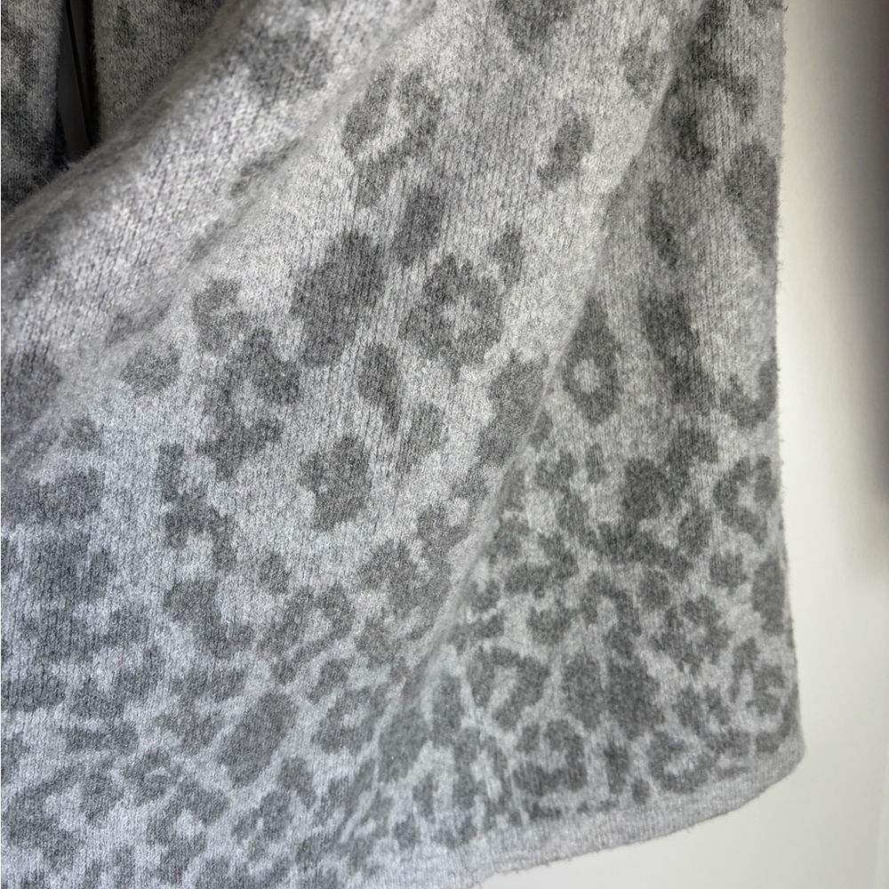 Talbots Light Gray Leopard Print Open Cardigan Sweater - Picture 3 of 5